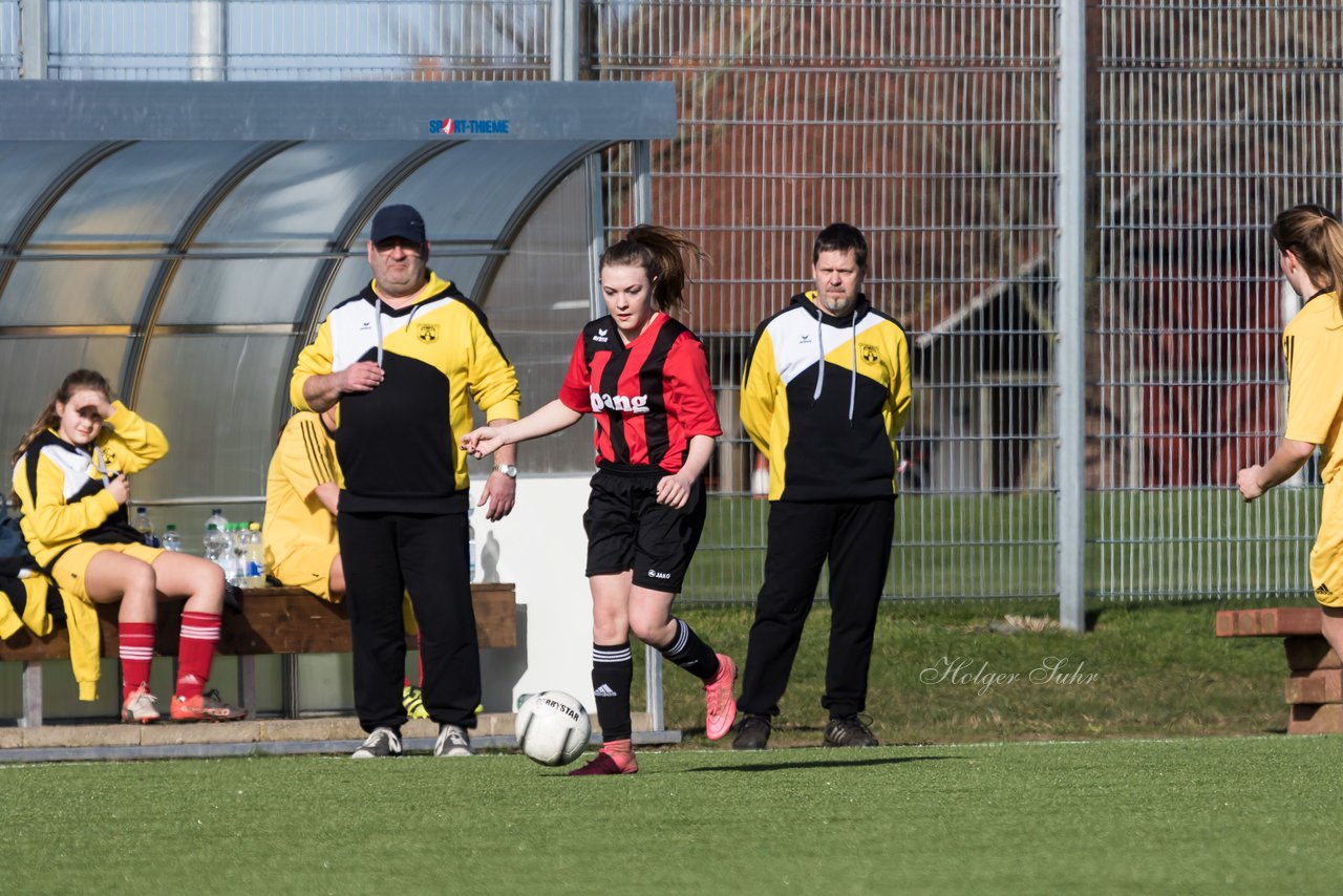 Bild 131 - B-Juniorinnen SG Weststeinburg/Bei - SV Fisia 03 : Ergebnis: 1:2